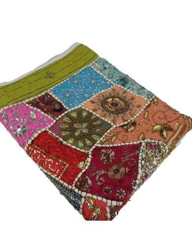Tapiz Patchwork hecho con telas de sari reciclado