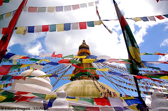 Banderas de Oración Tibetanas o banderas de plegarias – La Cueva del yogui